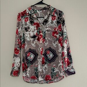 Chico's floral blouse NWOT
